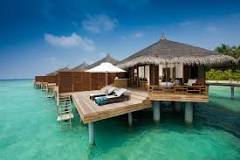 Un paradiso acquatico: bungalow a Maldivas