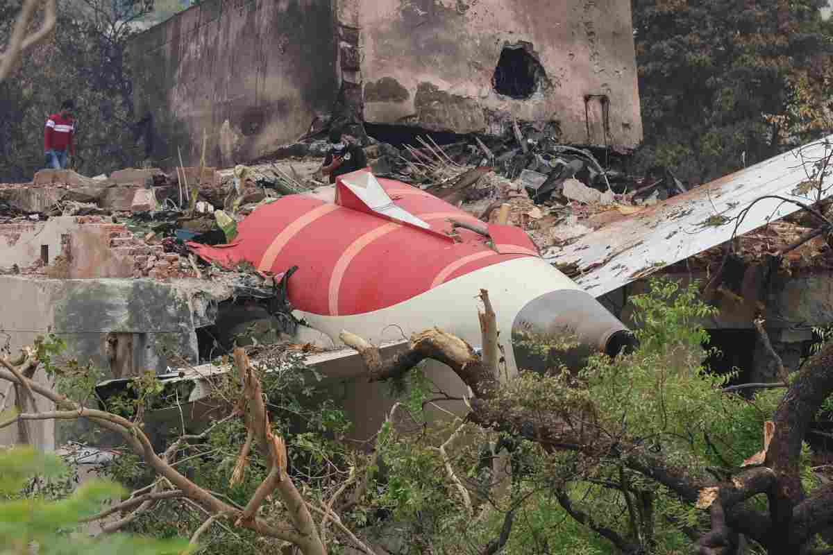 Aereo Air India precipitato