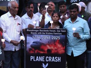 i parenti delle vittime della tragedia dell'Air India